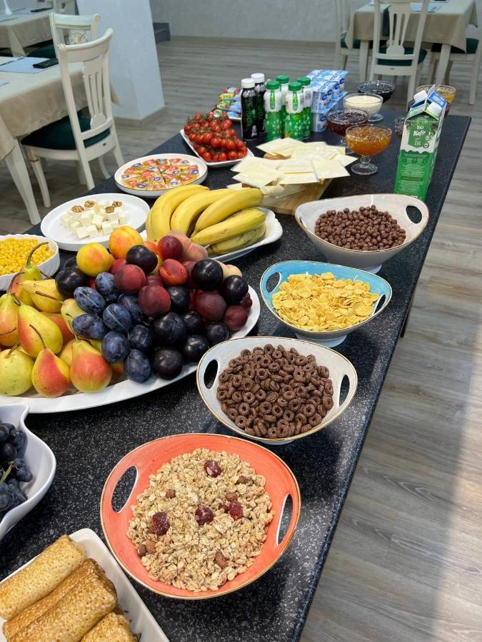 Al Madina Hotel Самарканд Екстериор снимка