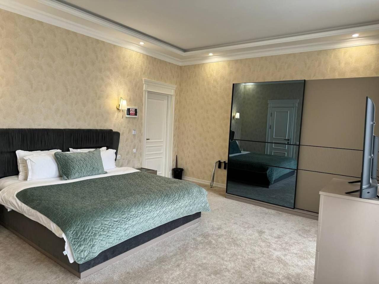 Al Madina Hotel Самарканд Екстериор снимка