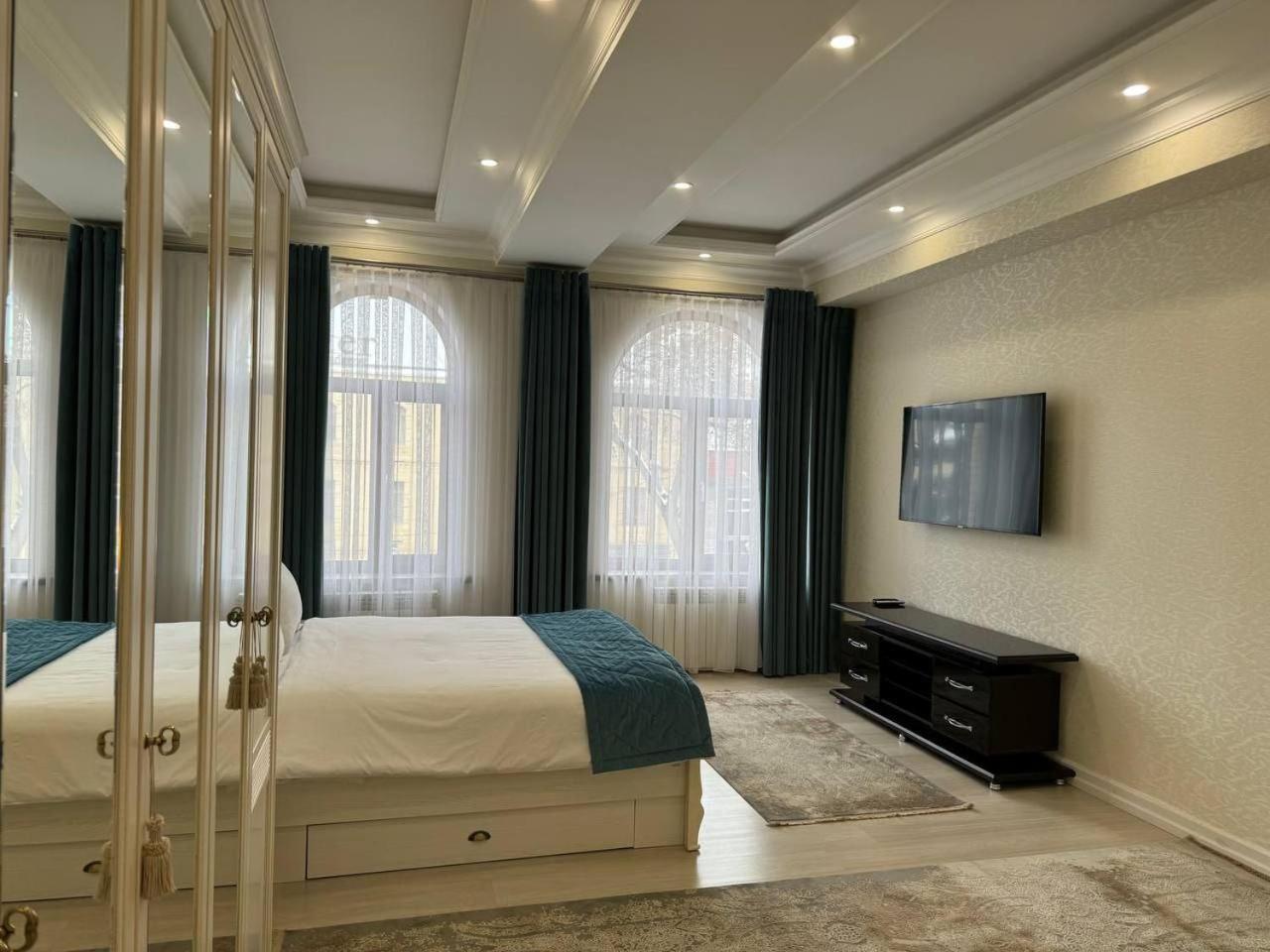 Al Madina Hotel Самарканд Екстериор снимка