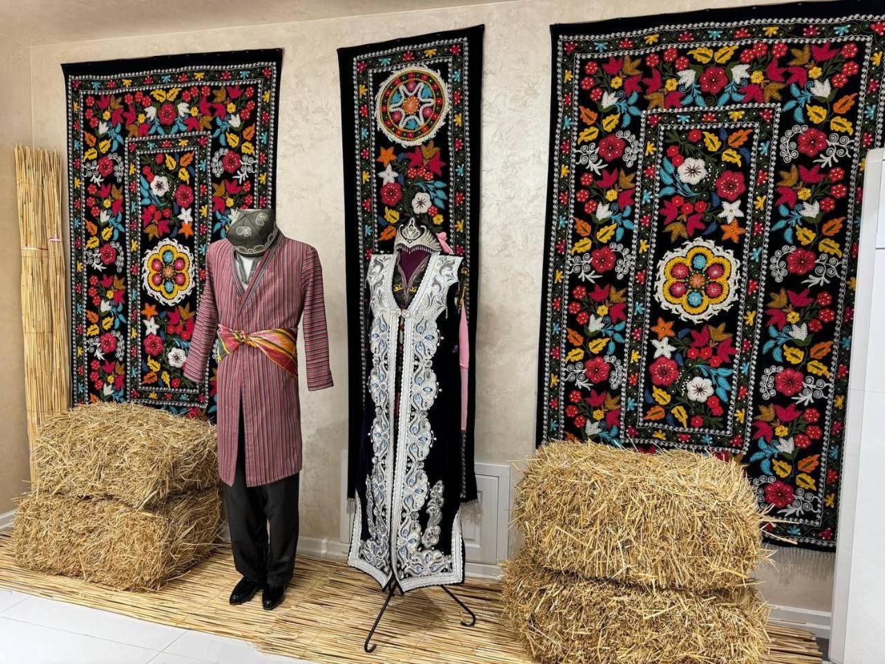 Al Madina Hotel Самарканд Екстериор снимка