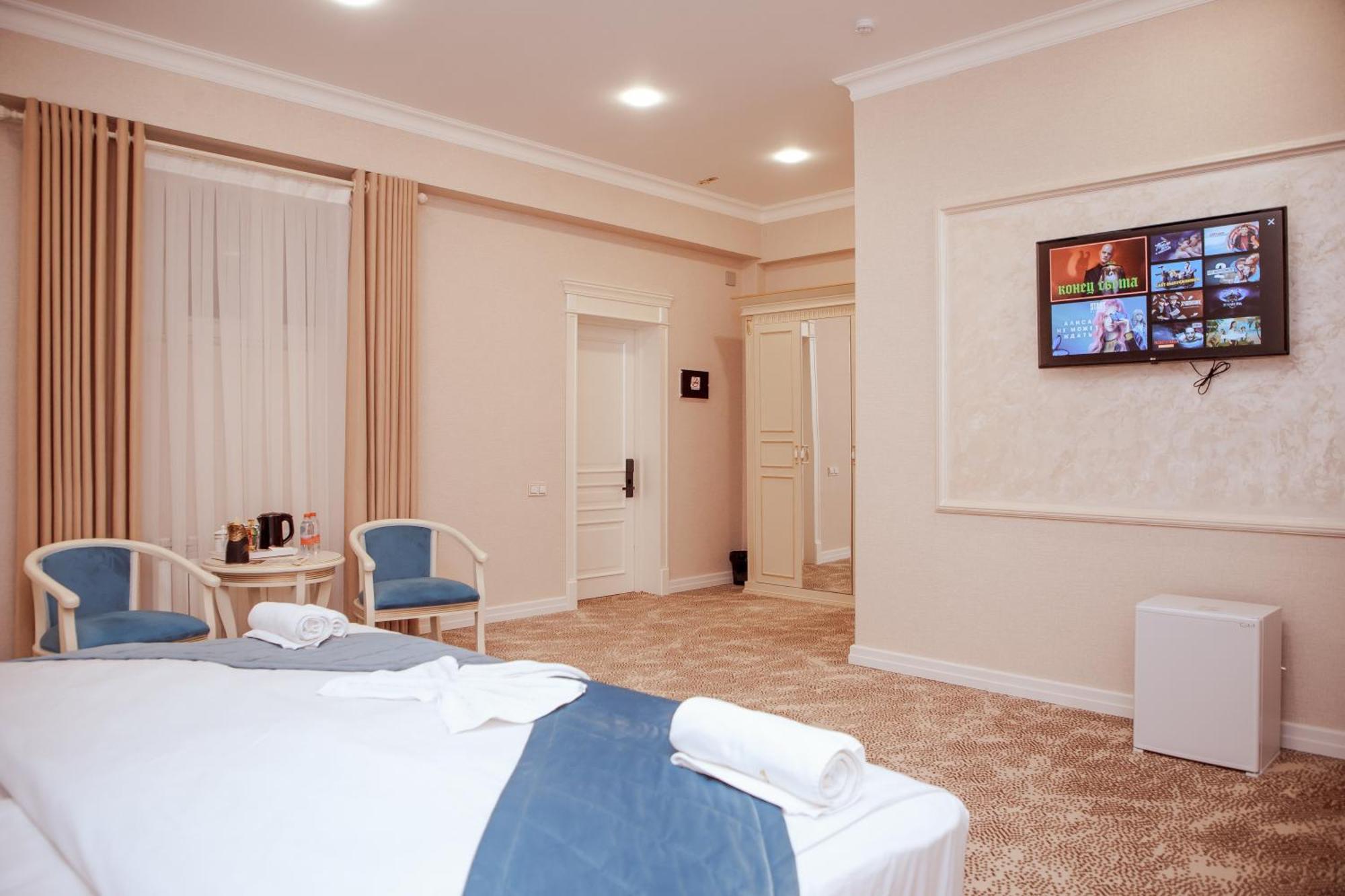 Al Madina Hotel Самарканд Екстериор снимка