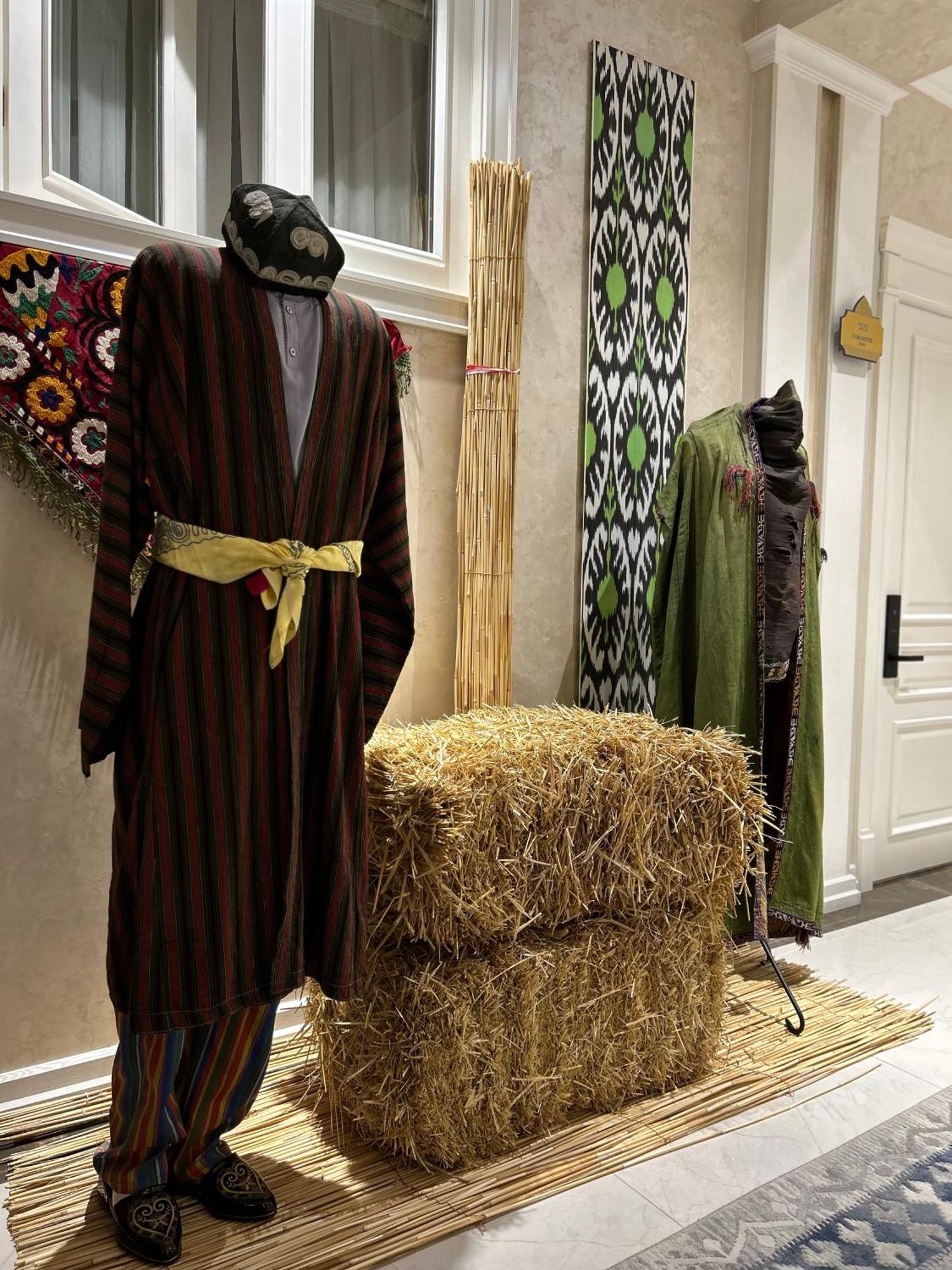 Al Madina Hotel Самарканд Екстериор снимка